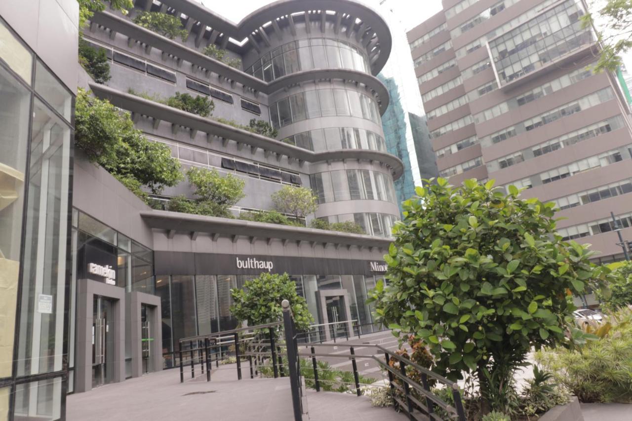 Oasis Regency @ Fort Victoria Bgc Taguig Exterior photo